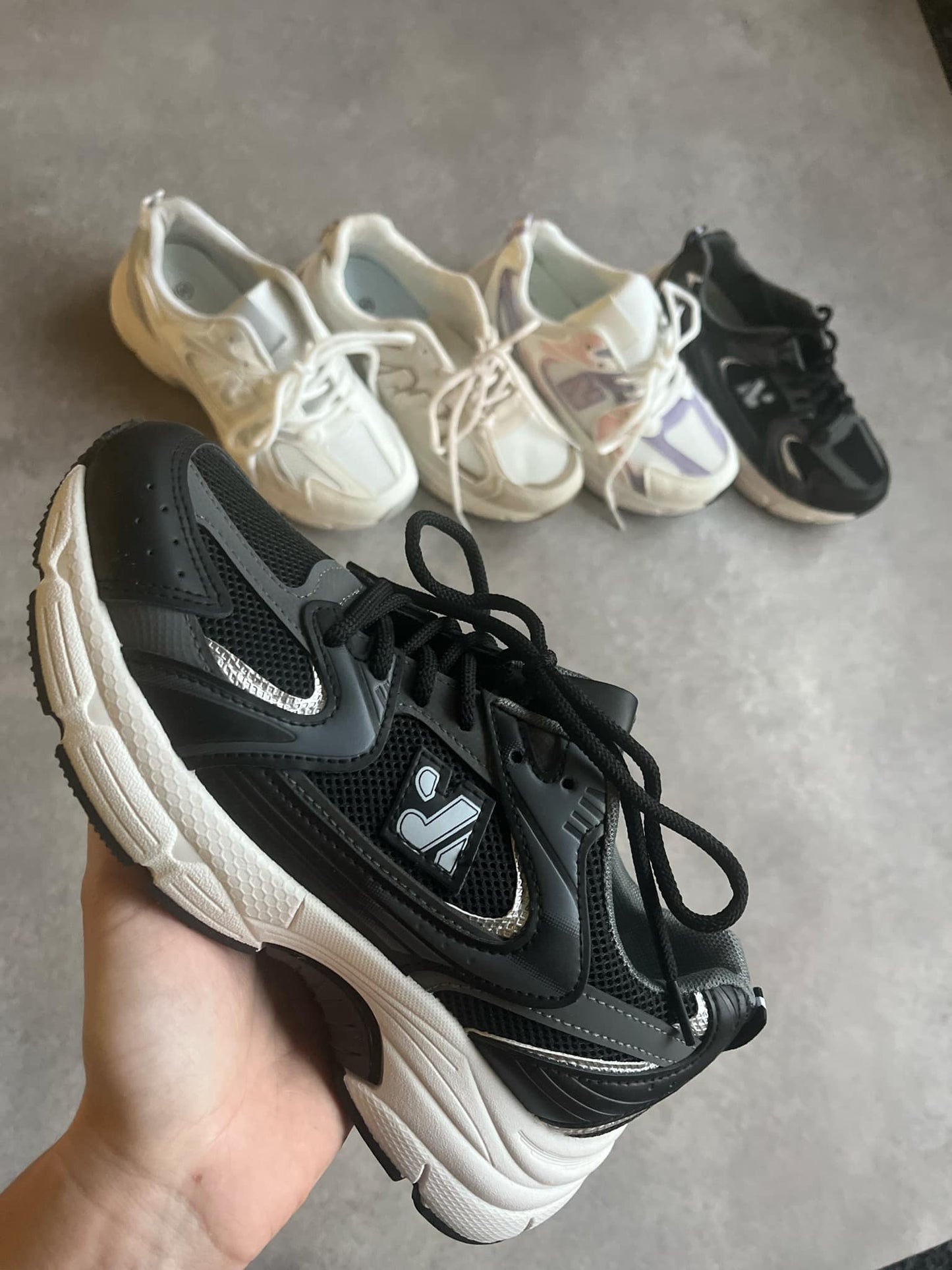 Sneakers Elara zwart