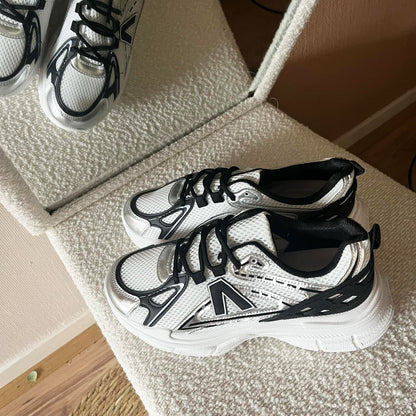 Sneakers Mirelle Black – PU Leather Sneakers with Black Laces & V Logo
