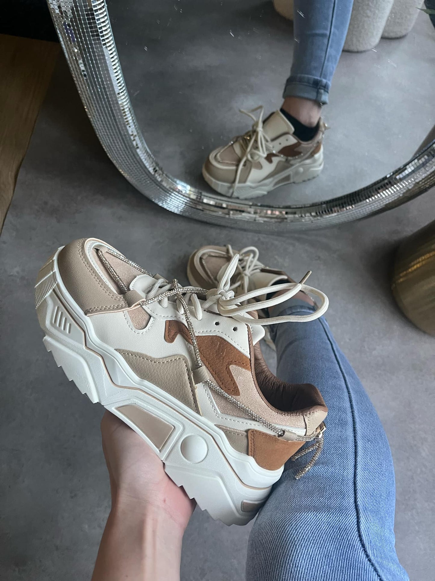 Sneakers Elvira Khaki – Girls' PU Leather Sneakers in Neutral Tones