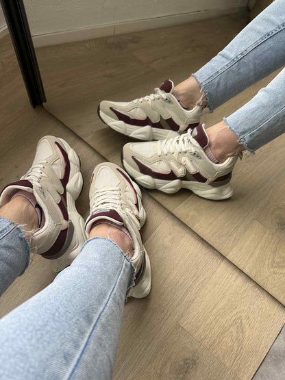 Sneaker Dana – Dark Red & Beige Women’s PU Leather Sneakers