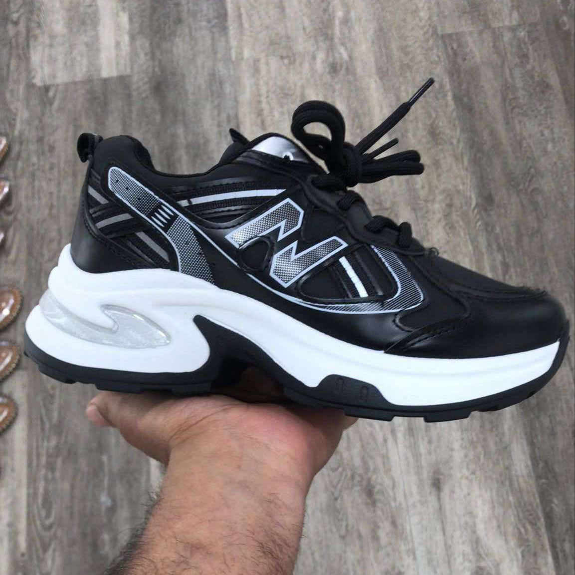 Sneaker Romi – Black & White PU Leather Sneakers