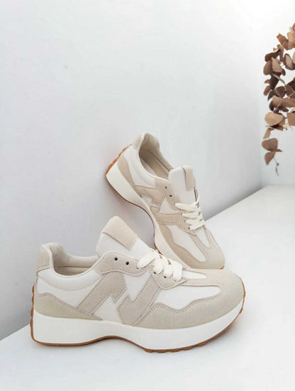 Sneaker Bo – Minimalist Beige & White PU Leather Sneakers for Everyday Style