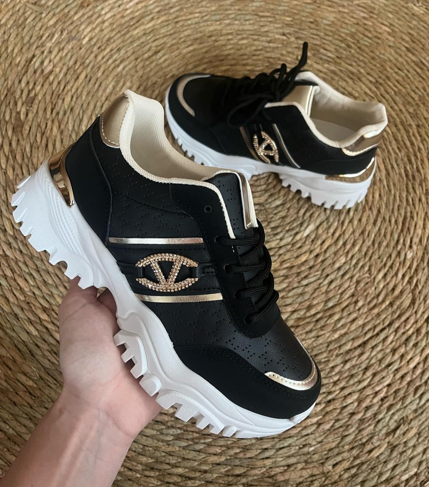 Sneakers Kaela – White PU Leather Sneakers with Black & Gold Detail