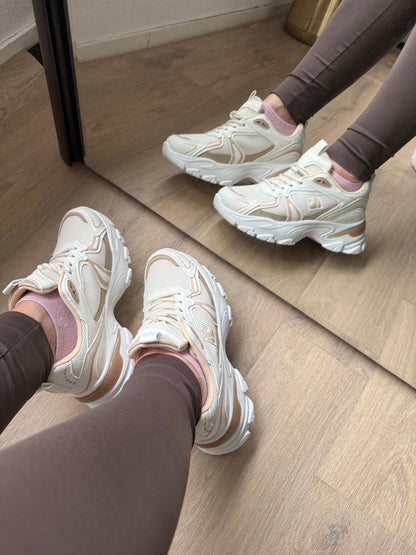 Sneaker Caro – Beige and White PU Leather Sneakers for Everyday Style