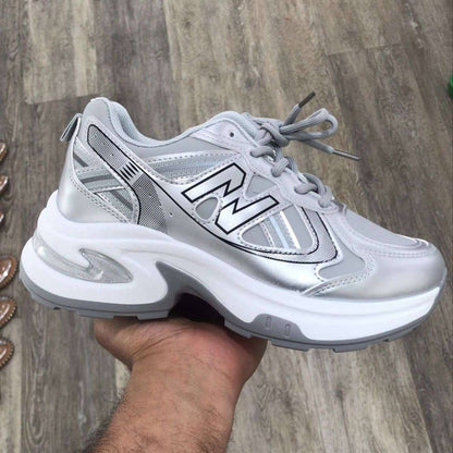 Sneaker Romi – Silver & White PU Leather Sneakers for Women