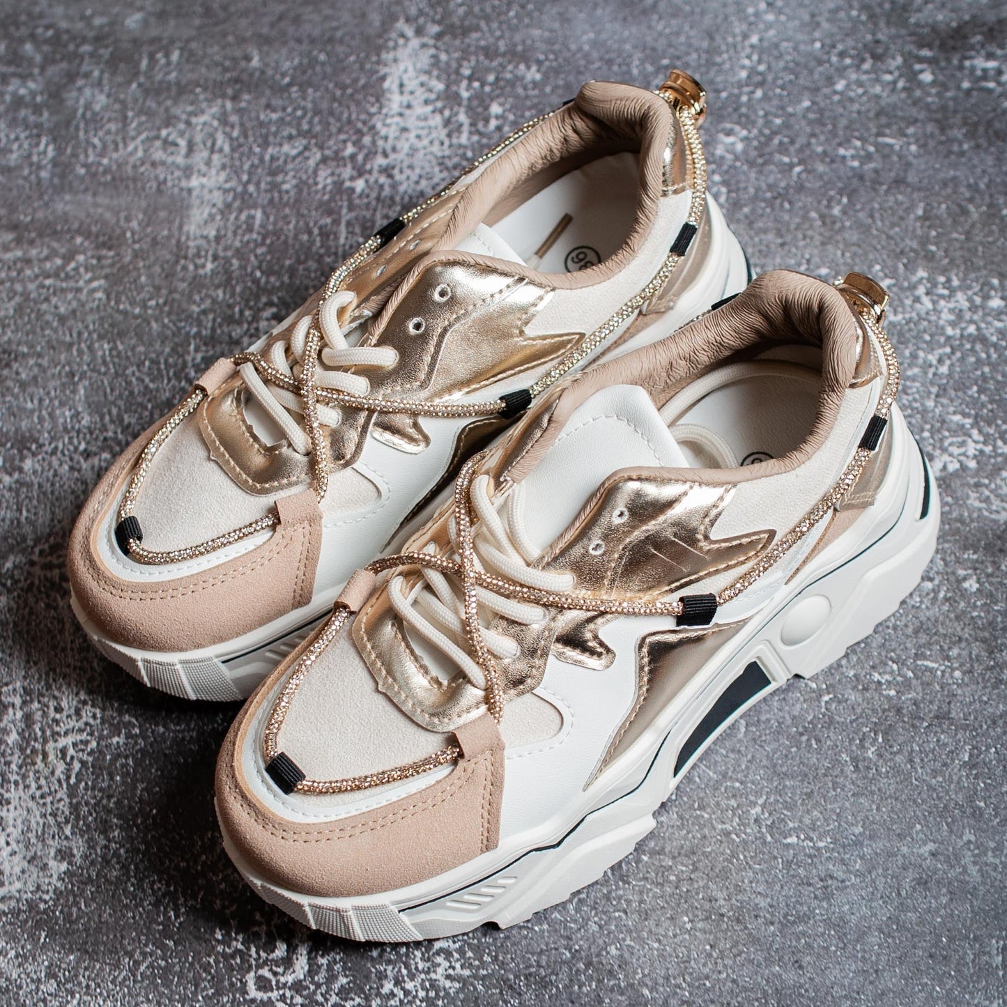 Sneakers Elvira Beige – Girls' PU Leather Sneakers in White, Gold & Beige