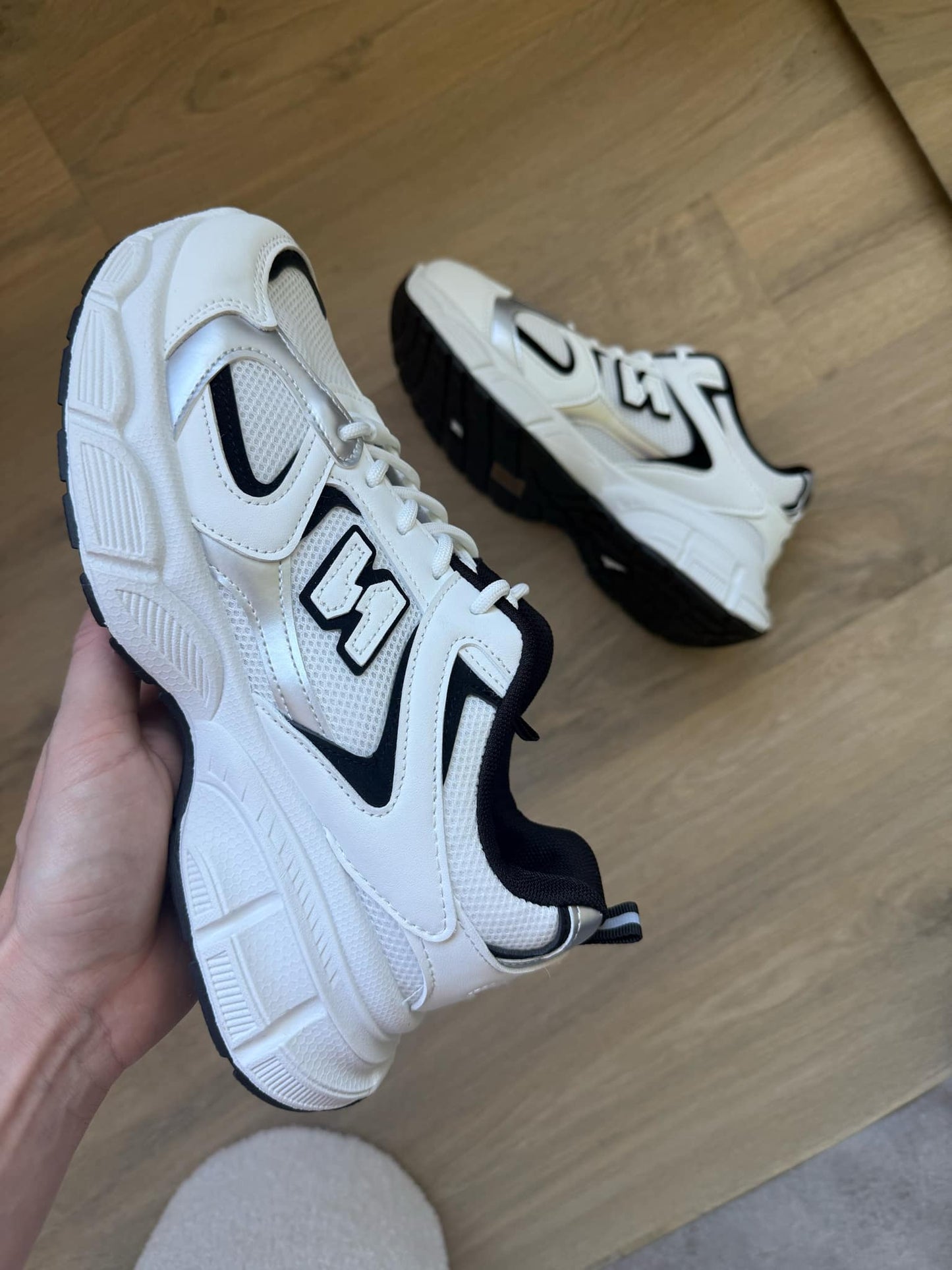 Sneaker Elva zwart- wit
